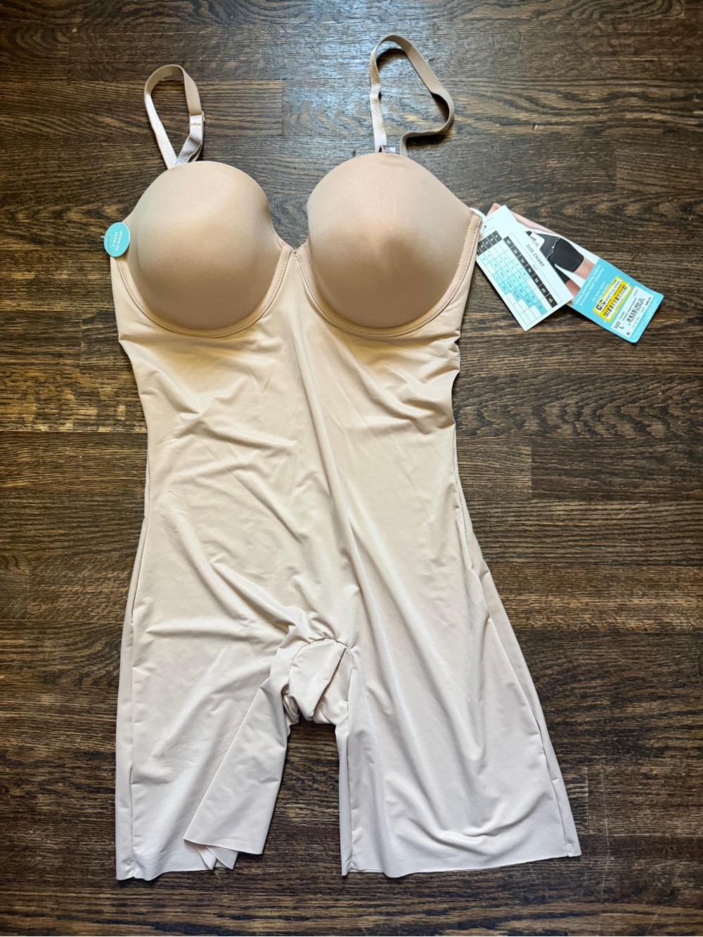 Assets by Spanx Women’s Flawless Finish Bodysuit -L